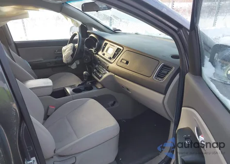 2016 Kia Sedona Lx z USA, uszkodzony, nr VIN KNDMB5C18G6180025